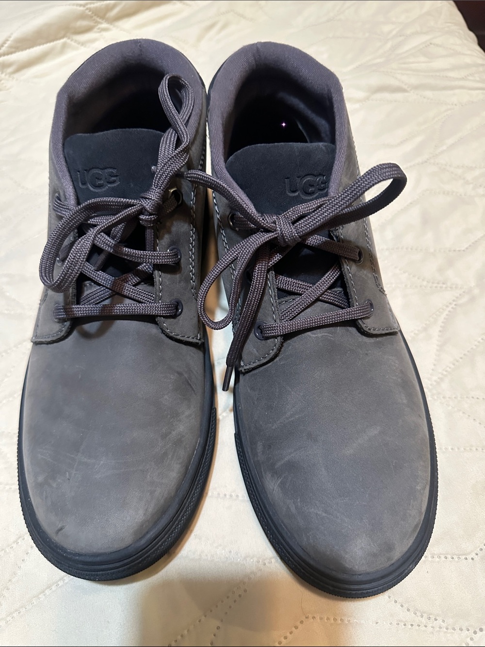 UGG Men's Dark Gray Chukka Boots - Lace-Up Nubuck